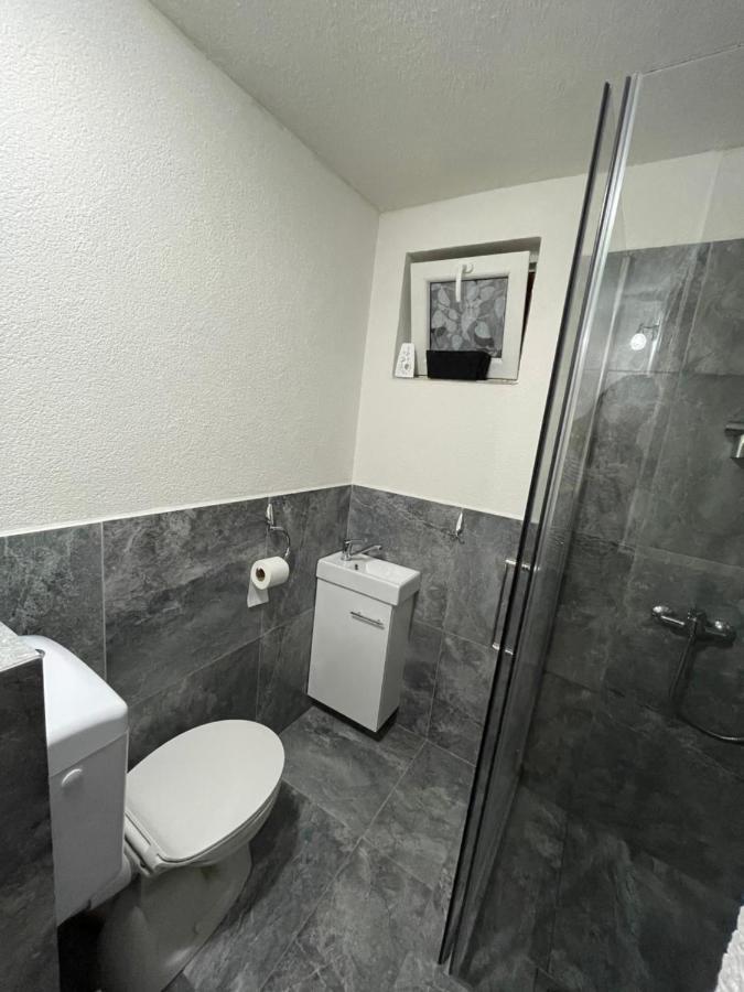 Apartman Karin Huty Εξωτερικό φωτογραφία
