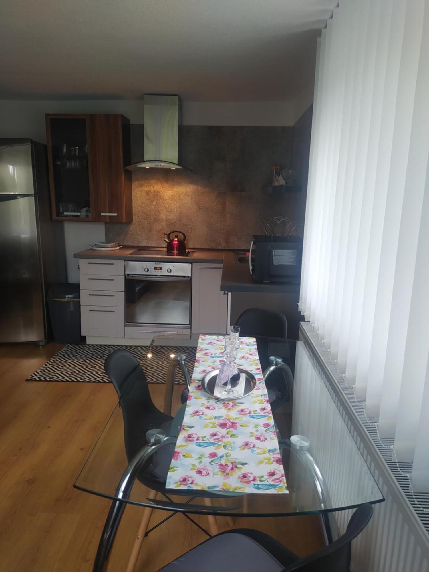 Apartman Karin Huty Εξωτερικό φωτογραφία